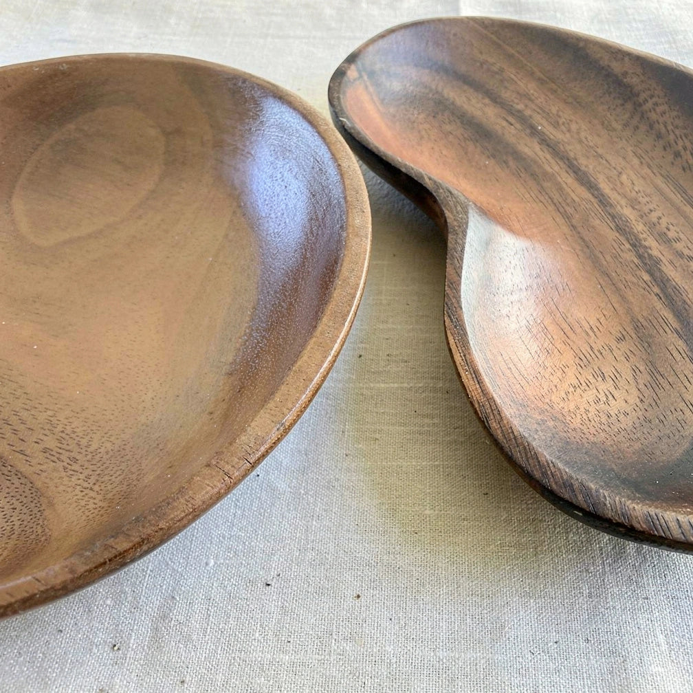 Acacia Dish Pair — Round & Clover